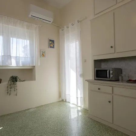 Casa Valore 2 With Parking By 8essentially