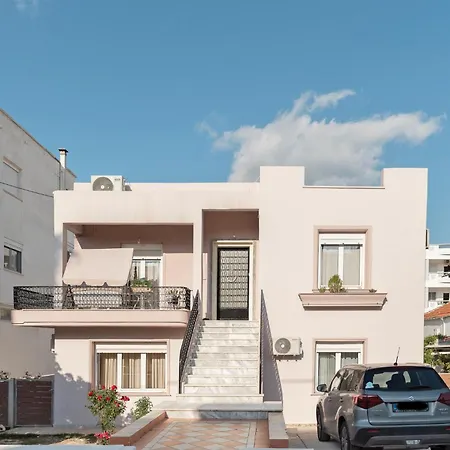 Casa Valore 2 With Parking By 8essentially *